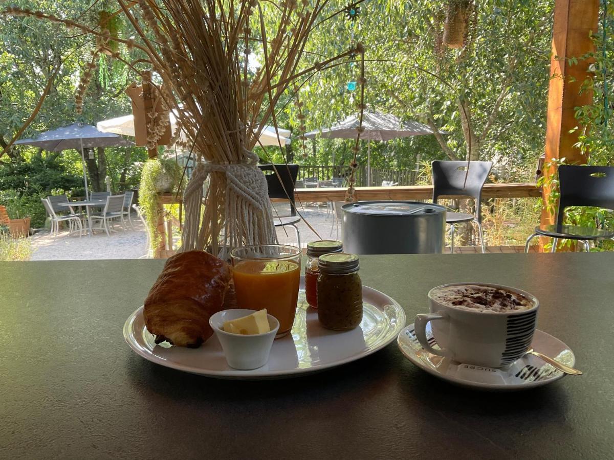 Les Chalets De Labeaume Εξωτερικό φωτογραφία